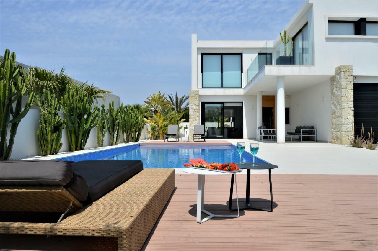Villa With Private Pool Llobregales Εξωτερικό φωτογραφία